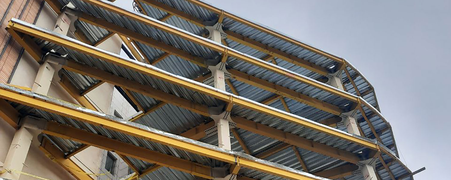 صفحه نخست 16 صفحه نخست